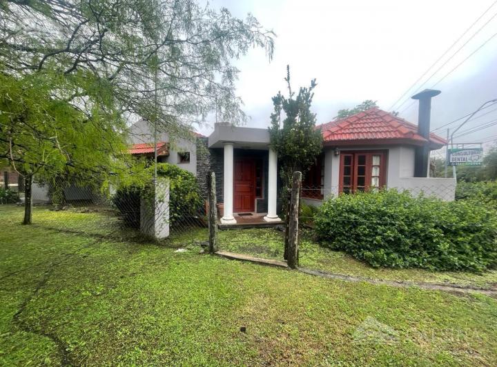 Casa · 100m² · 4 Ambientes · 1 Cochera
