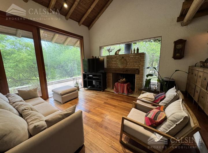 Casa · 365m²
