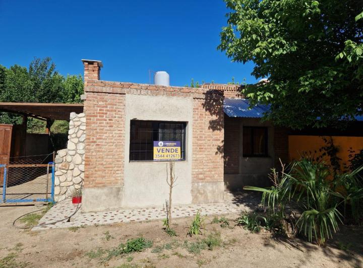 Casa · 82m² · 4 Ambientes · 1 Cochera