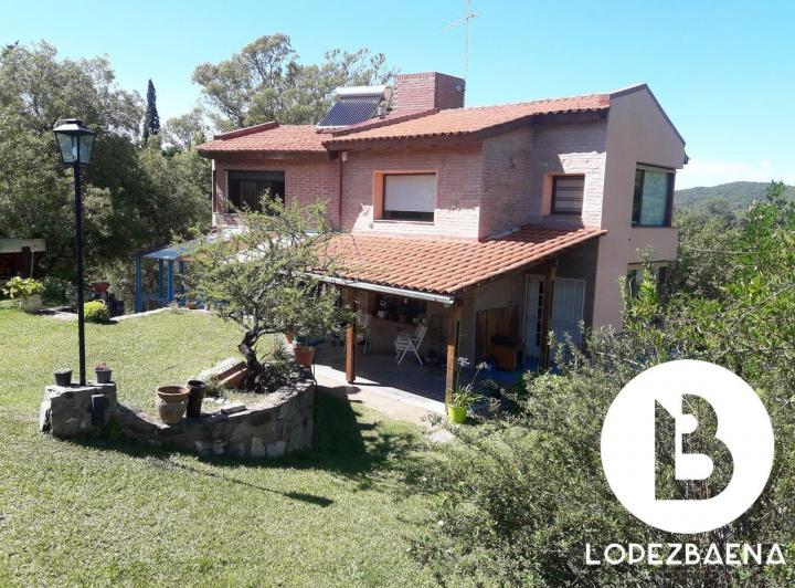 Casa · 150m² · 5 Ambientes · 2 Cocheras