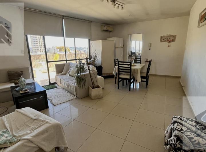 Departamento · 64m² · 5 Ambientes · 1 Cochera