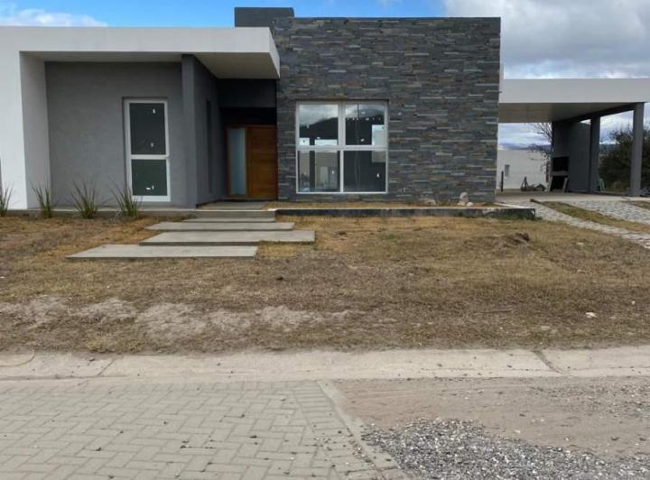 Casa · 198m² · 5 Ambientes