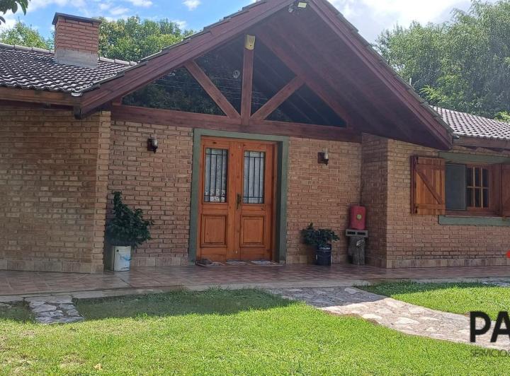 Casa · 135m² · 3 Ambientes · 1 Cochera