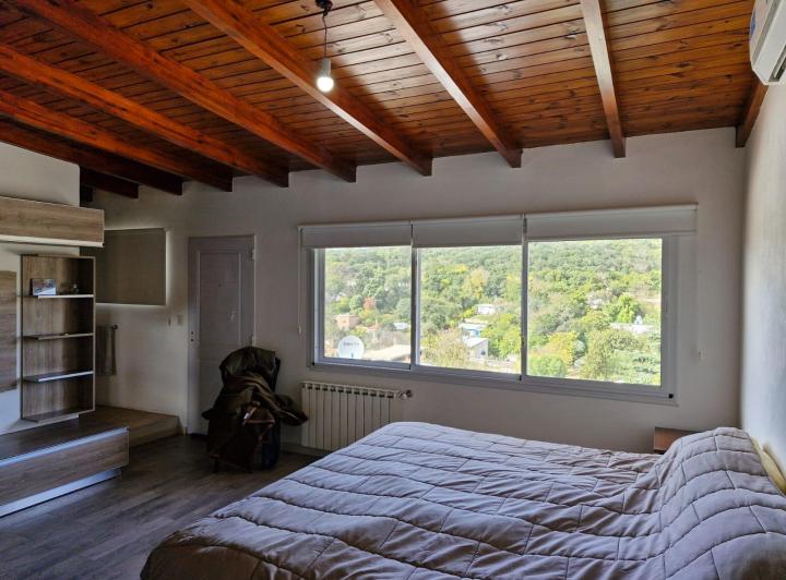 Casa · 200m² · 7 Ambientes · 2 Cocheras