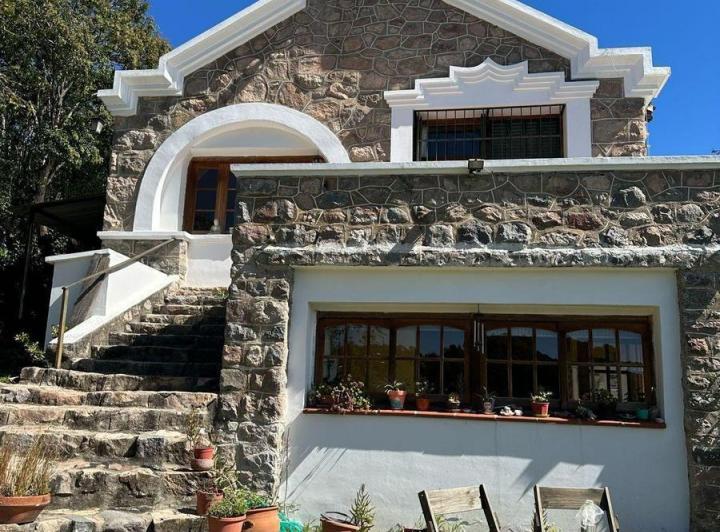 Casa · 150m² · 2 Ambientes