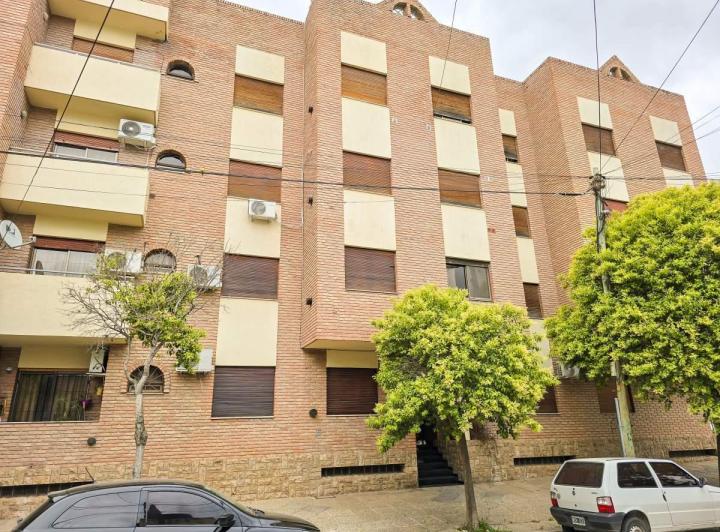 Departamento · 60m² · 3 Ambientes · 1 Cochera