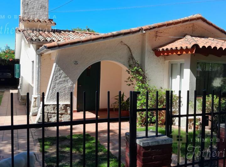 Casa · 466m²