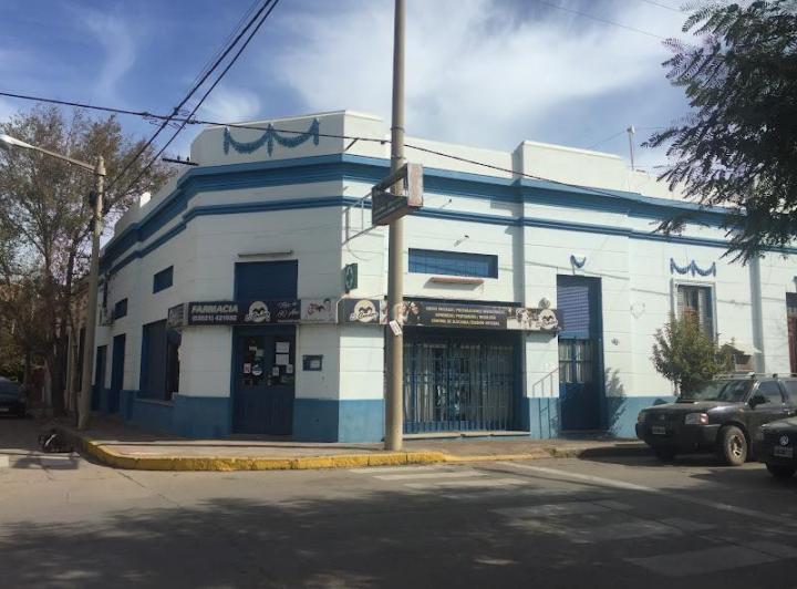 Casa · 1m² · 10 Ambientes · 1 Cochera