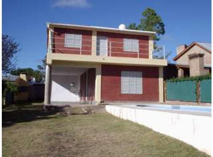 Casa · 120m² · 4 Ambientes · 1 Cochera