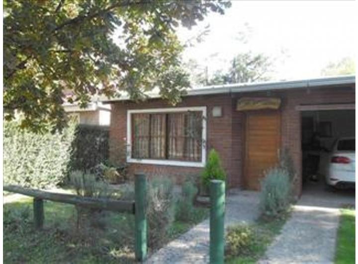 Casa · 100m² · 3 Ambientes · 1 Cochera