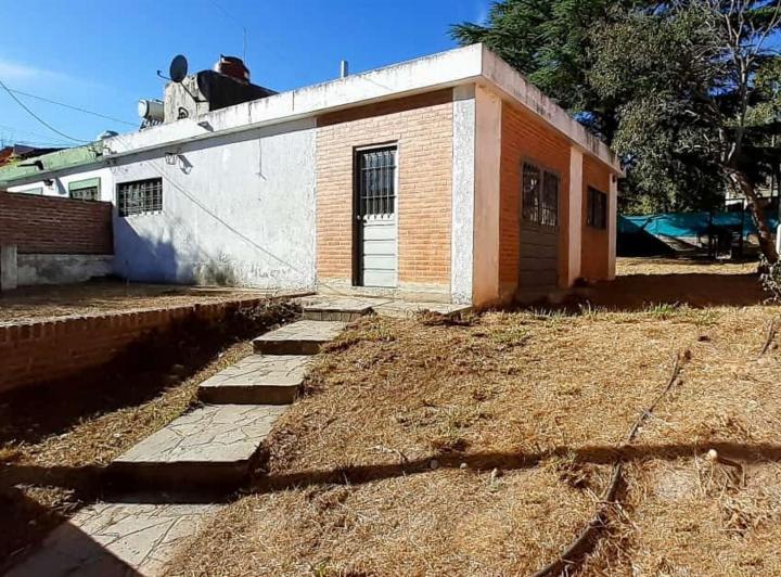 Casa · 90m² · 2 Ambientes · 1 Cochera