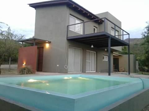 Casa · 120m² · 2 Ambientes · 1 Cochera
