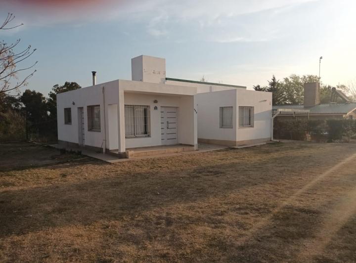 Casa · 82m² · 3 Ambientes · 1 Cochera