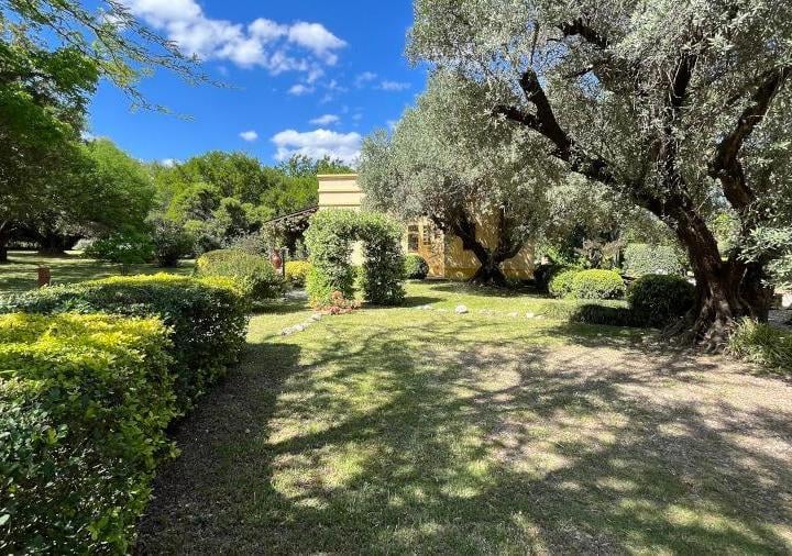 Casa · 150m² · 4 Ambientes · 1 Cochera
