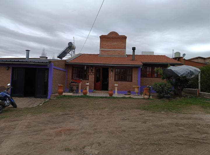 Casa · 140m² · 4 Ambientes · 1 Cochera