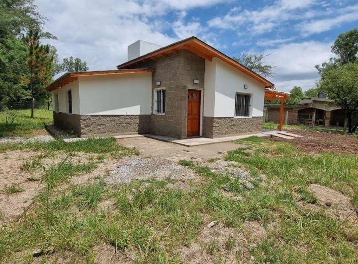 Casa · 66m² · 4 Ambientes · 1 Cochera