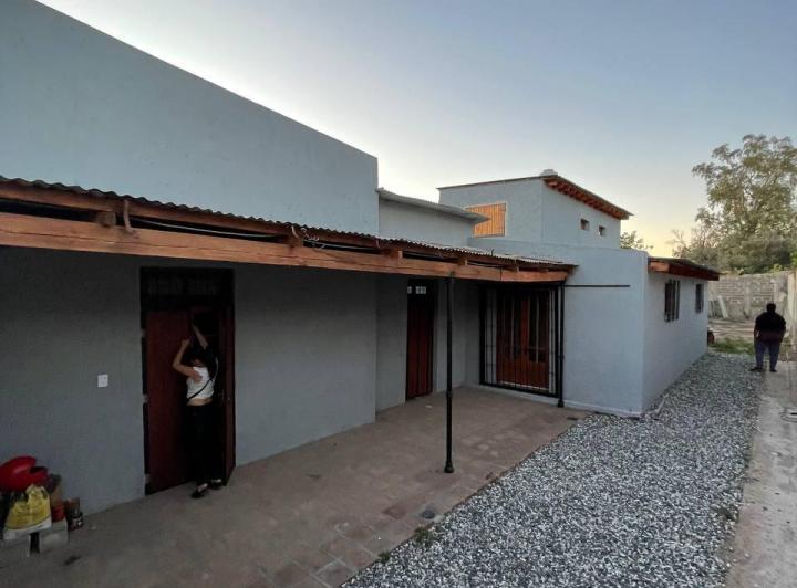 Casa · 280m² · 6 Ambientes · 2 Cocheras
