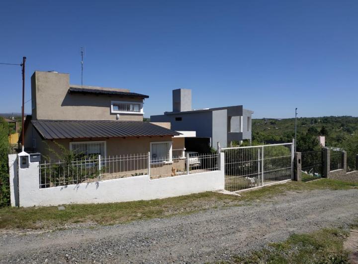 Casa · 114m² · 2 Ambientes · 1 Cochera