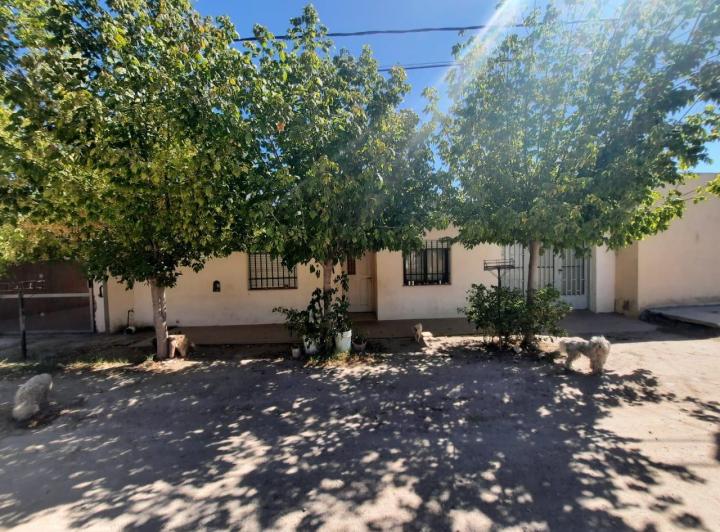 Casa · 179m² · 4 Ambientes · 1 Cochera