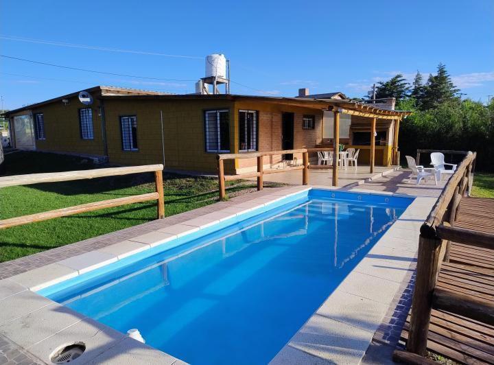 Casa · 213m² · 2 Ambientes