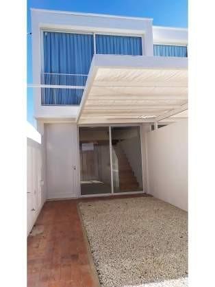 Casa · 65m² · 2 Dormitorios · 1 Cochera