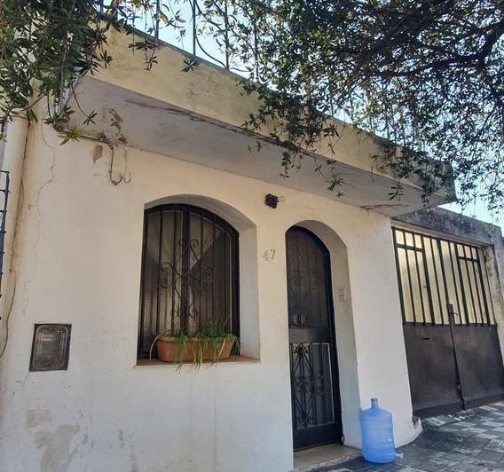 Casa · 99m² · 6 Ambientes · 1 Cochera