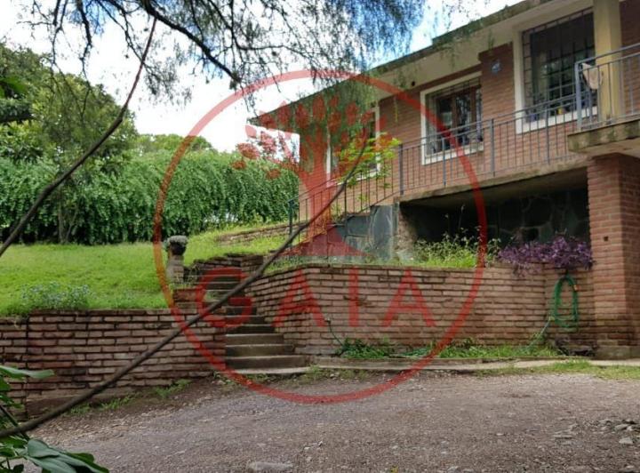 Casa · 126m² · 6 Ambientes · 1 Cochera