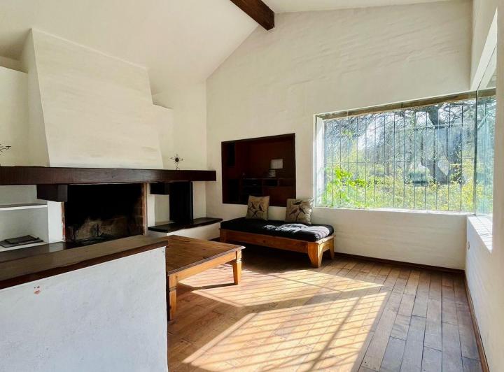Casa · 470m² · 5 Ambientes · 4 Cocheras