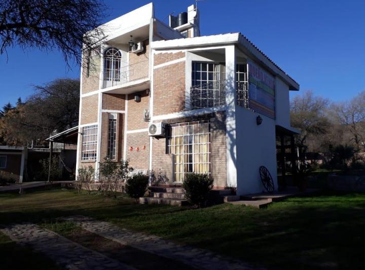 Casa · 272m² · 3 Ambientes · 1 Cochera