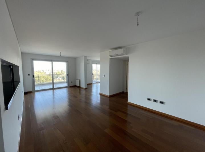 Departamento · 230m² · 3 Dormitorios · 2 Cocheras