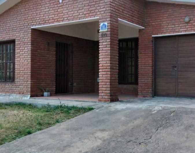 Casa · 150m² · 2 Ambientes · 1 Cochera