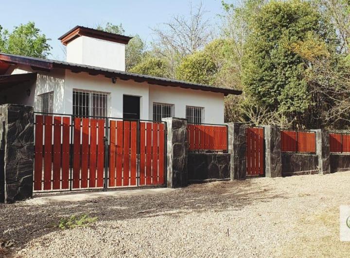 Casa · 106m² · 3 Ambientes · 1 Cochera