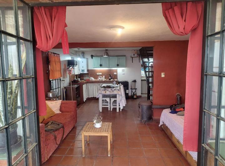 Casa · 70m² · 5 Ambientes