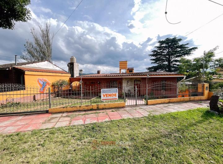 Casa · 98m² · 2 Dormitorios · 1 Cochera