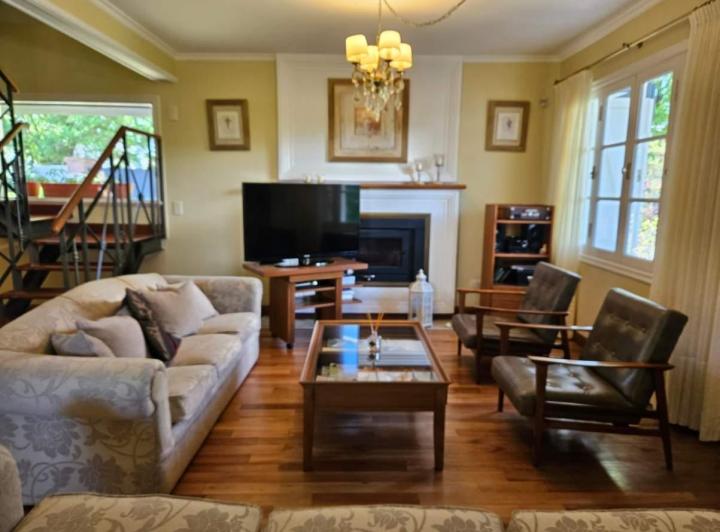 Casa · 400m² · 7 Ambientes