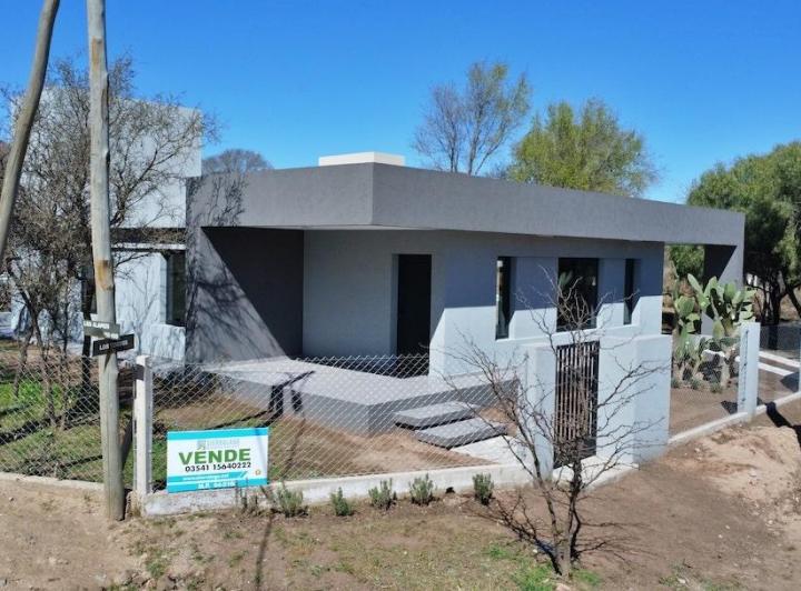 Casa · 148m² · 7 Ambientes · 1 Cochera