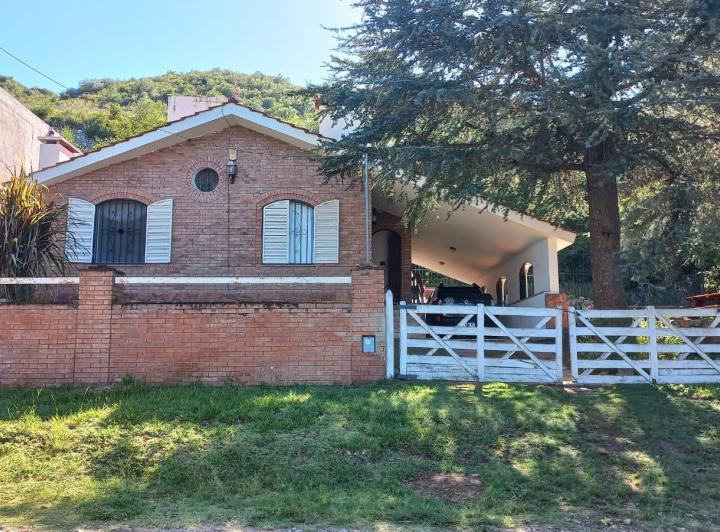 Casa · 110m² · 2 Ambientes · 1 Cochera