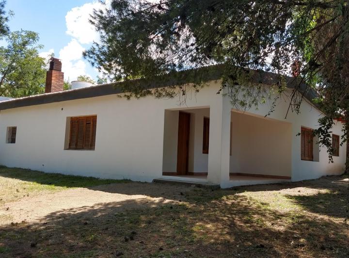Casa · 90m² · 3 Ambientes · 1 Cochera