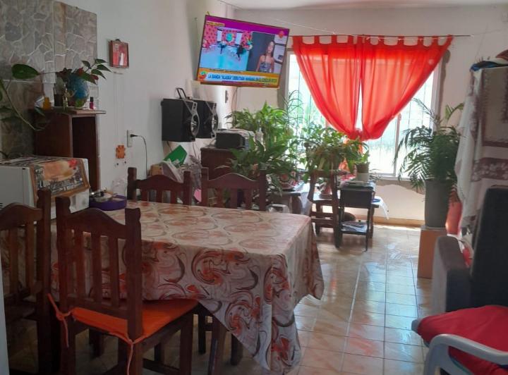 Casa · 100m² · 2 Dormitorios · 1 Cochera