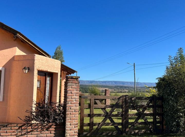 Casa · 195m² · 3 Ambientes · 1 Cochera