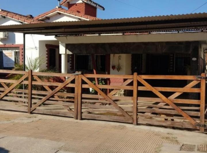 Casa · 250m² · 3 Ambientes
