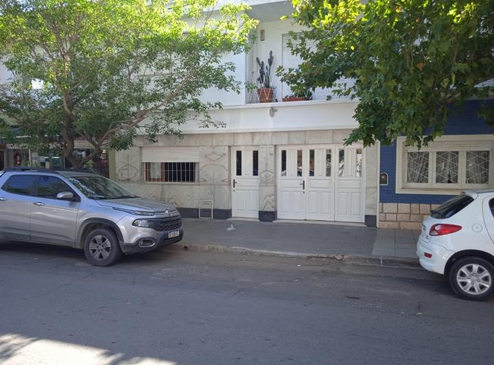 Casa · 173m² · 5 Ambientes · 1 Cochera