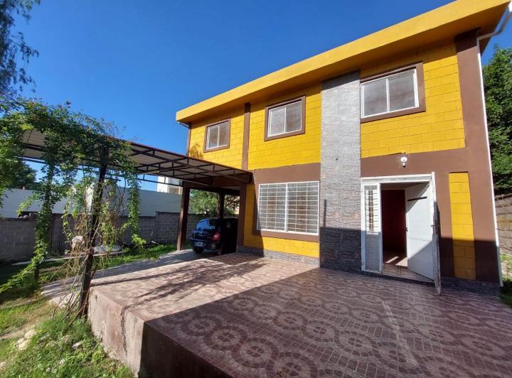 Casa · 350m² · 12 Ambientes · 2 Cocheras