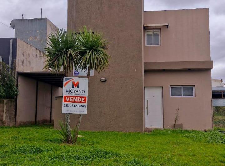 Casa · 88m² · 4 Ambientes · 1 Cochera