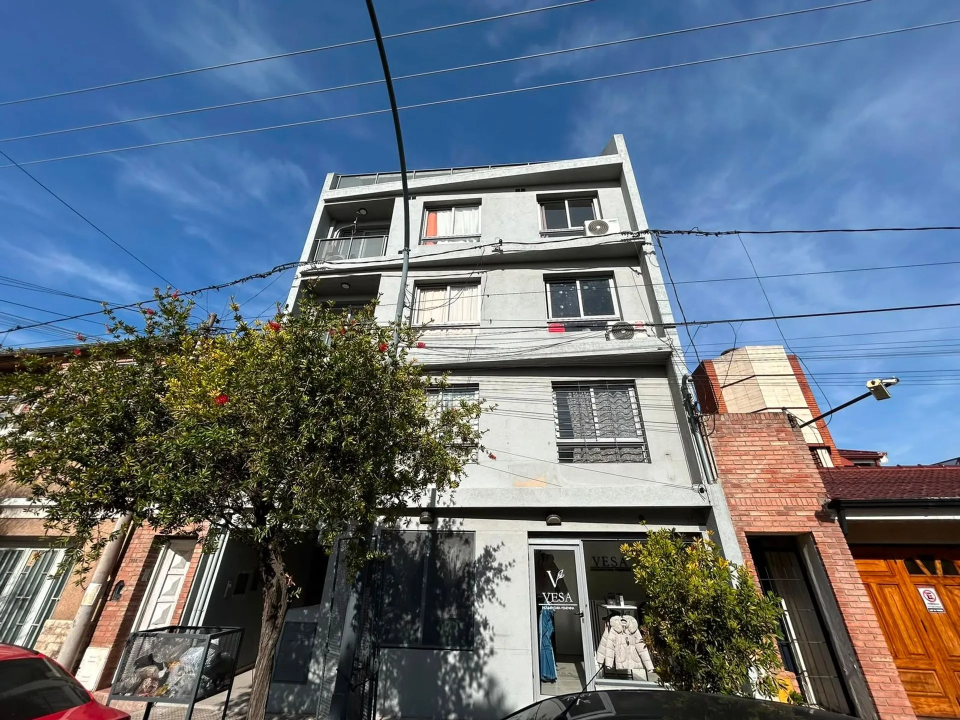 DEPARTAMENTO CORDOBA Bº PUEYRREDON 2 DORMI PISO 2º CERCA DE Bº GENERAL PAZ ZONA ESTE VENTA