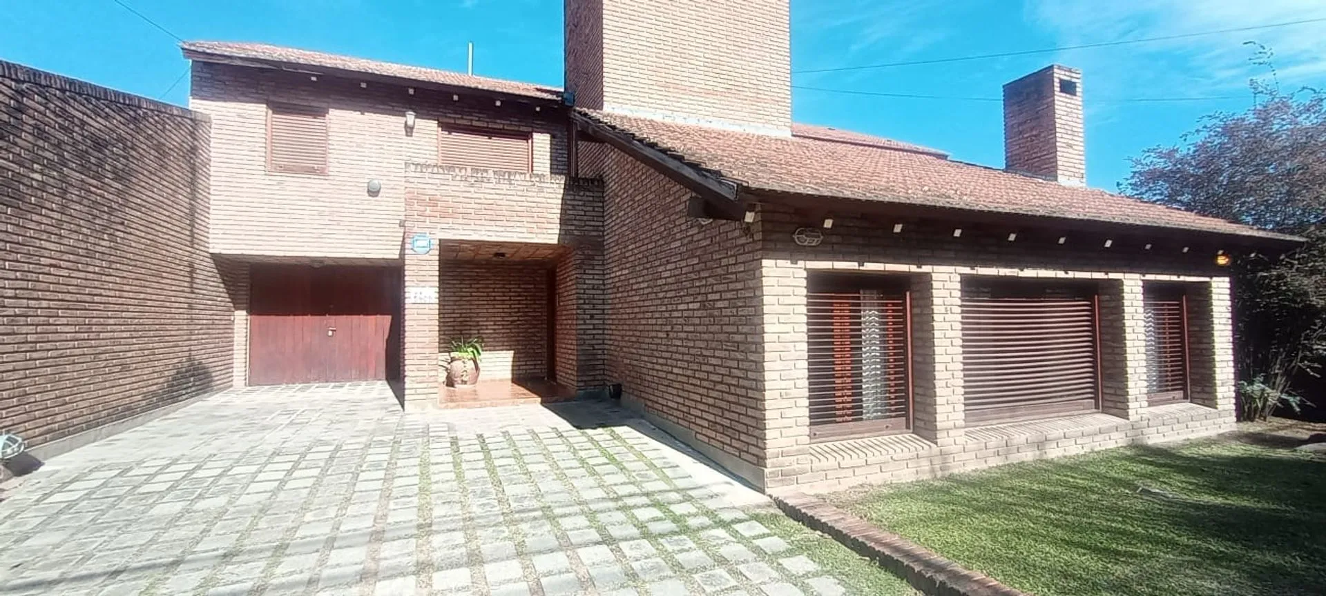 CASA VILLA BELGRANO CORDOBA 4 DORMI PILETA GRAN PARQUE QUINCHO VIGILANCIA NOCTURNA VENTA