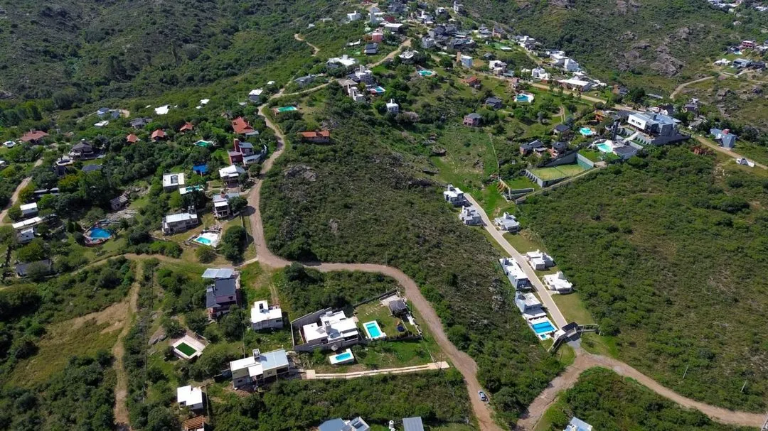LOTE 10,578 M2 V.CARLOS PAZ CORDOBA Bº VILLA LA ERNESTINA VISTAS AL LAGO SAN ROQUE VENTA