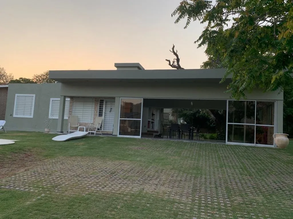 CASA EN VENTA - Bialet Massé