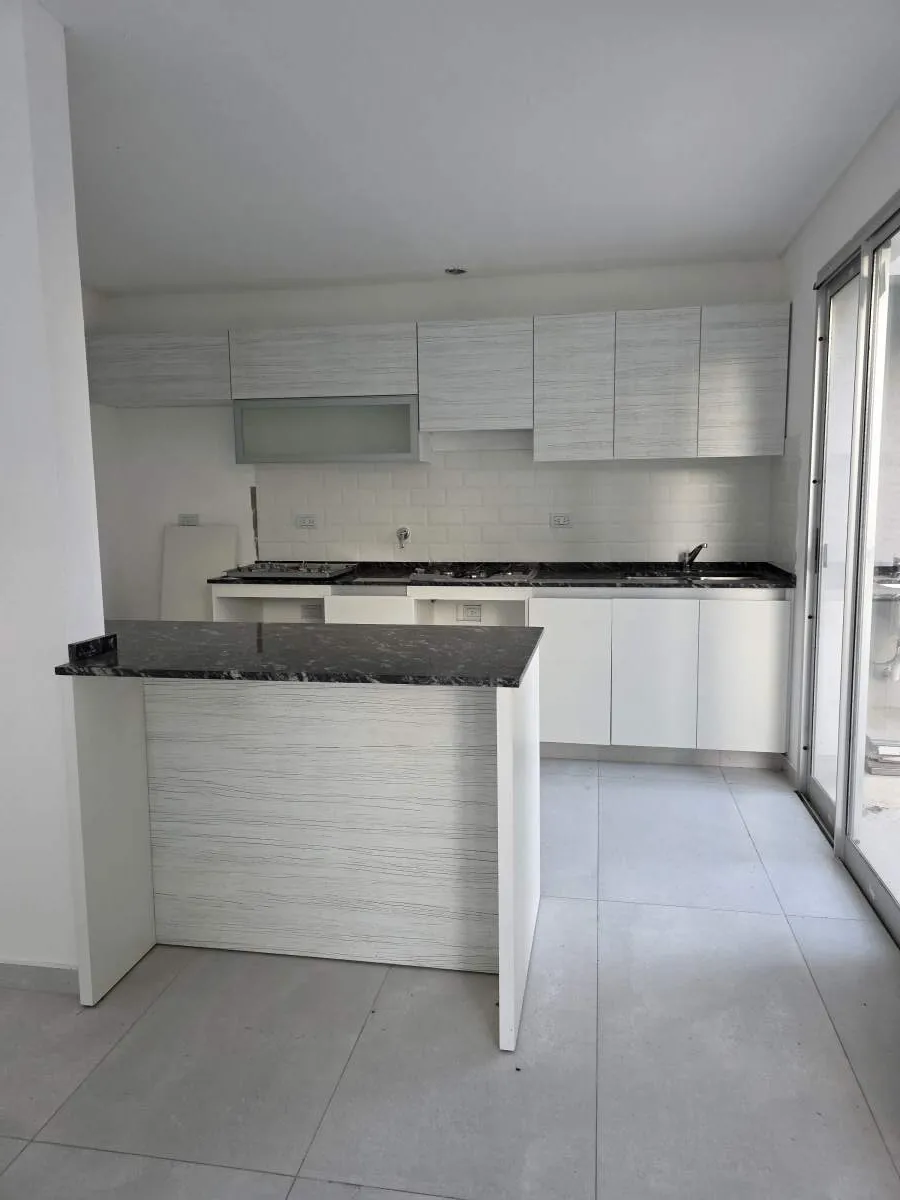 CASA EN VENTA A ESTENAR 3 DORMITORIOS - BARRIO JARDIN DE LAS TEJAS - CORDOBA