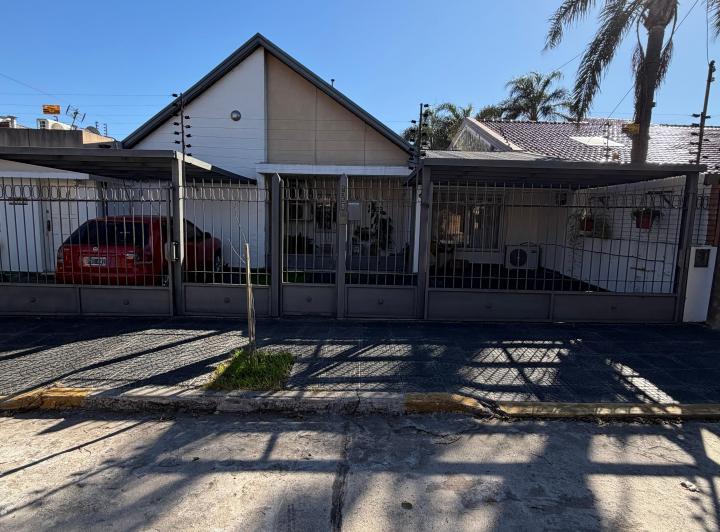 Casa · 150m² · 5 Ambientes · 1 Cochera